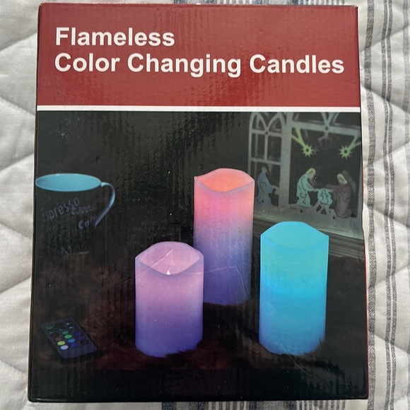 Flameless color changing candles - Picture 3 of 4